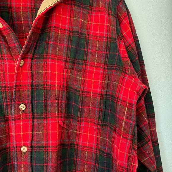woolrich vintage plaid flannel wool button up jacket shirt. red green grid - Picture 4 of 4